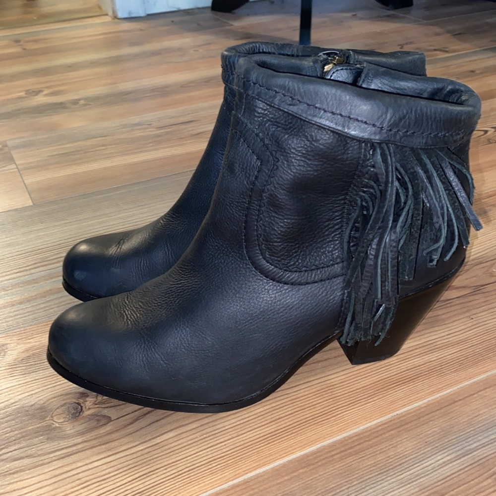 SALE 🎉 Sam Edleman Louie Fringe Black Leather booties size 10 - Picture 3 of 13